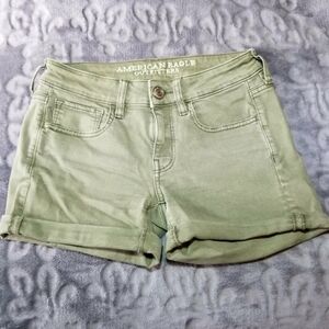 American Eagle Midi shorts